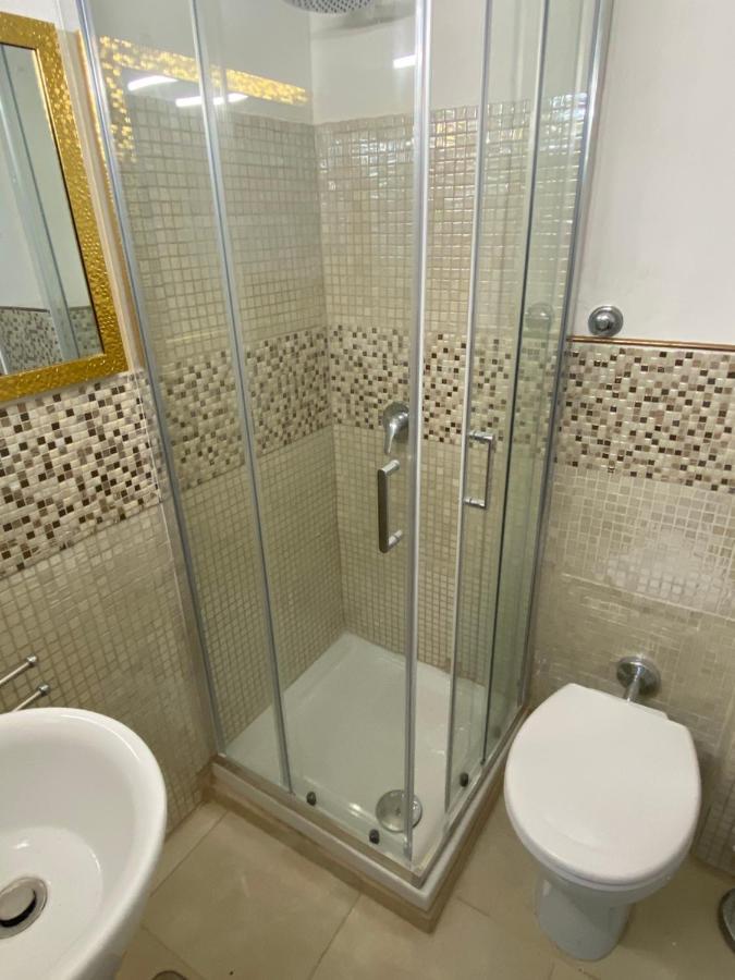 Roma Suite Idromassaggio Exterior foto